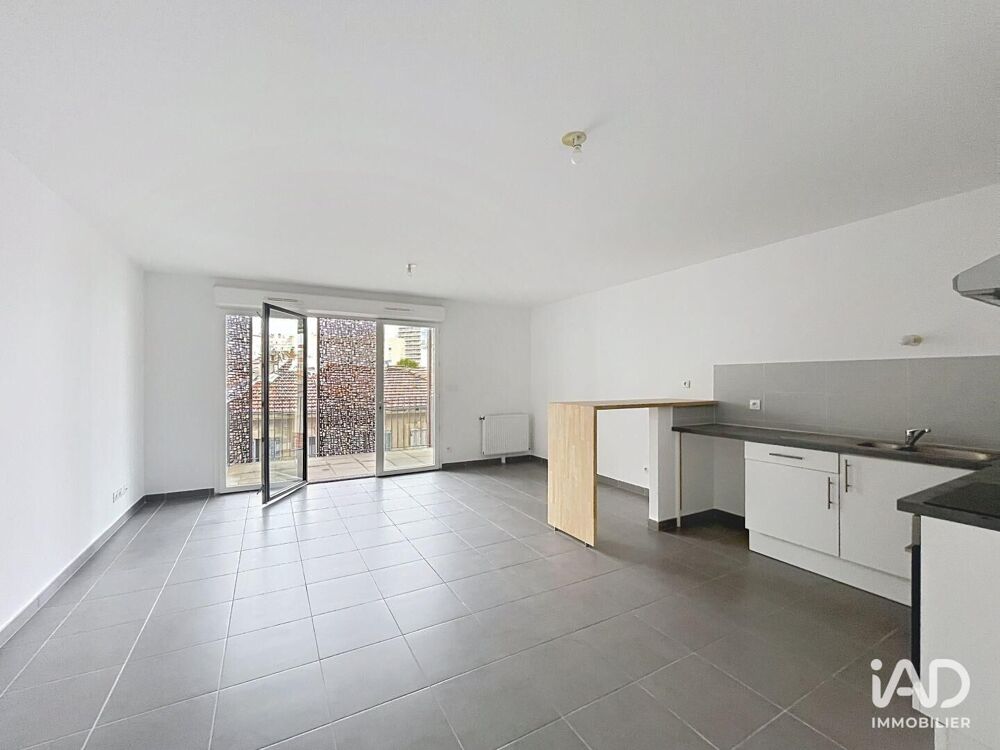 location Appartement - 3 pièce(s) - 69 m² Marseille 5