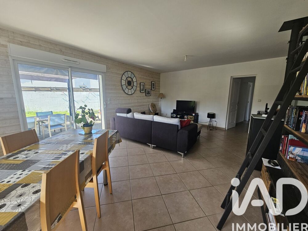 Vente Maison Vente Maison traditionnelle 4 pièces Roullet-saint-estèphe