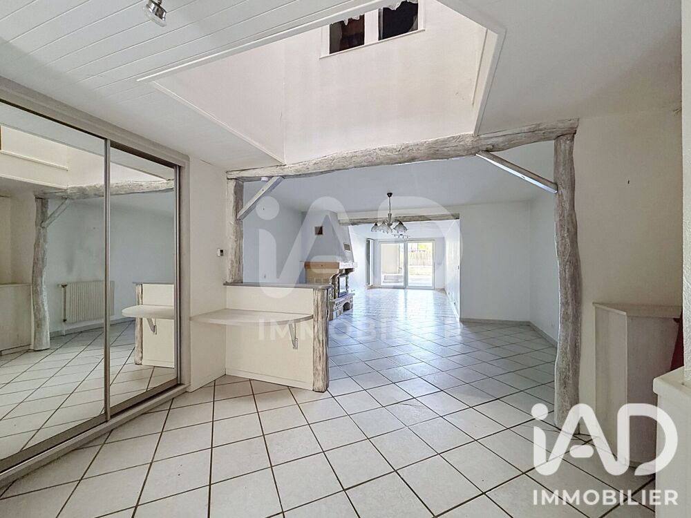 Vente Maison Vente Maison traditionnelle 5 pièces Maizières-lès-vic