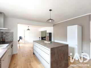  Maison à louer 6 pièces 132 m²