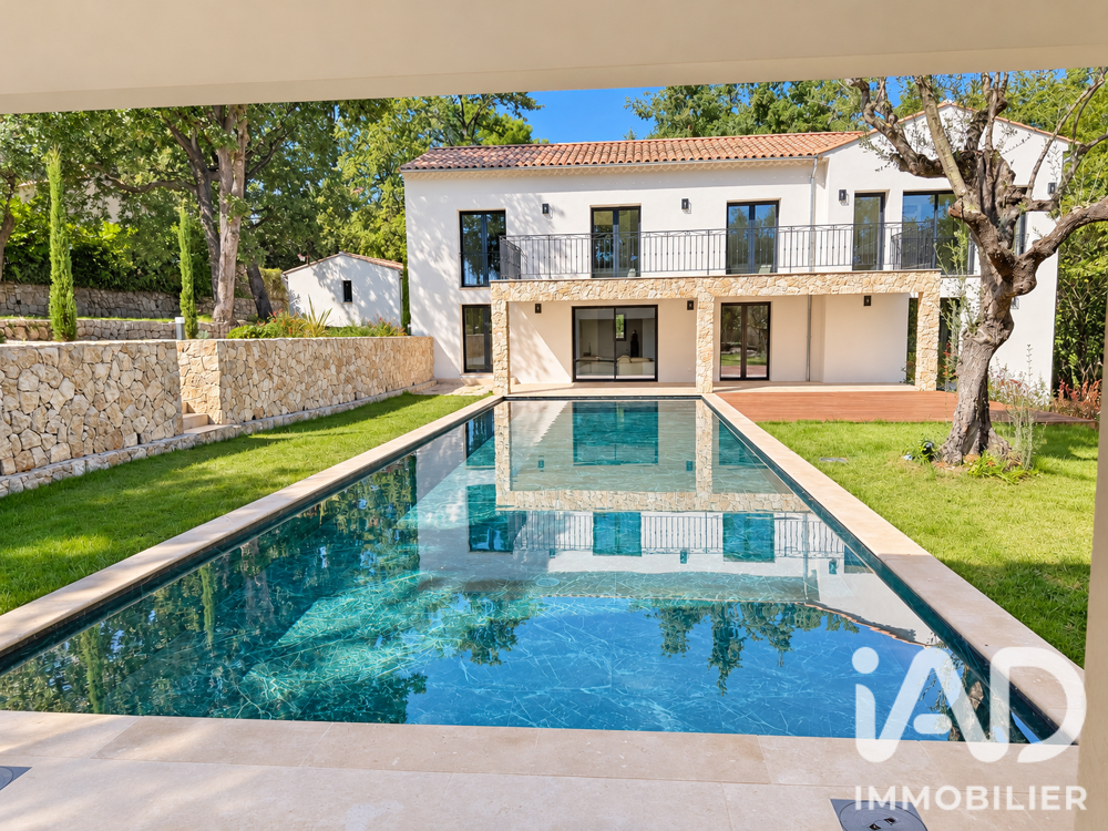 Vente Maison Vente Maison/villa 7 pièces Châteauneuf-grasse