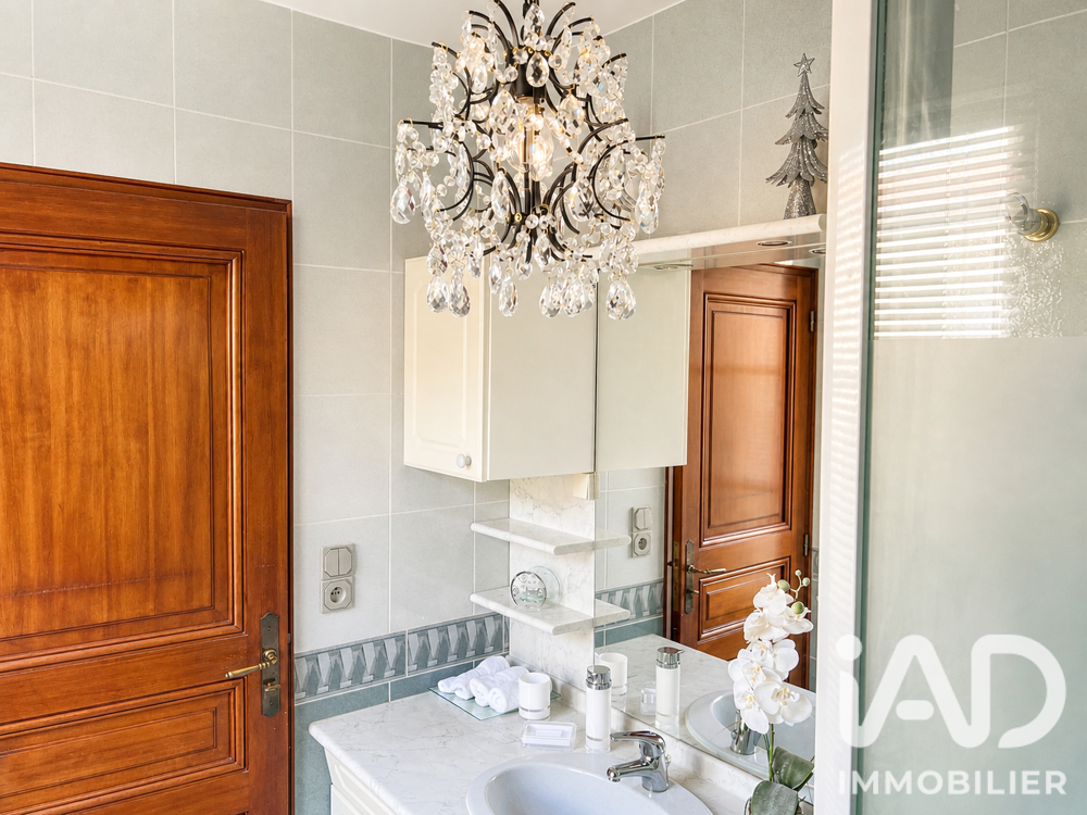 à vendre  Maison Le Mesnil-le-Roi (78600)