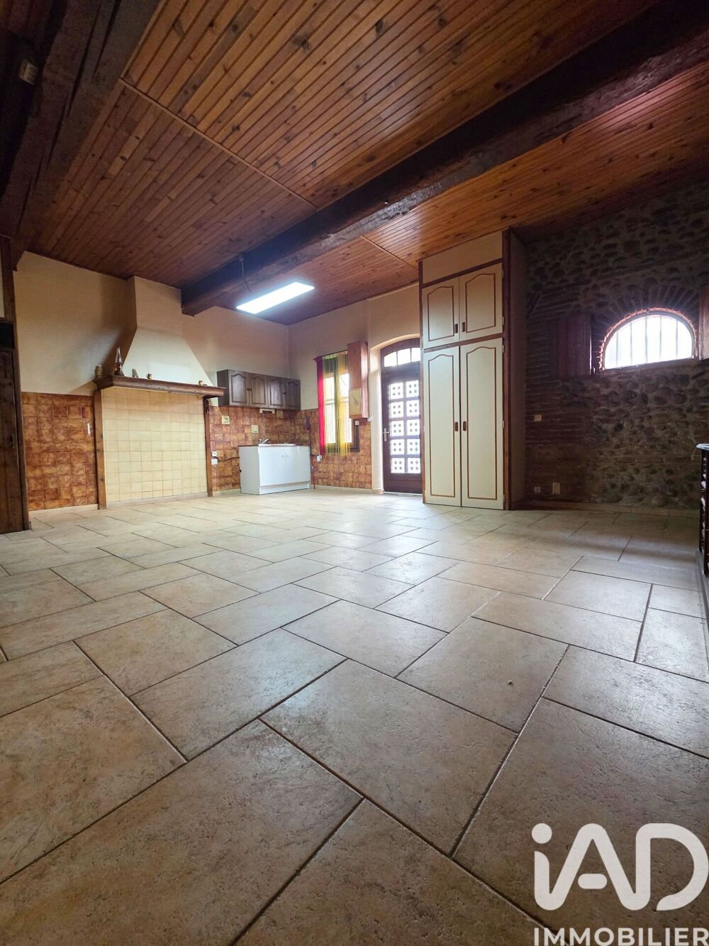 Vente Maison Vente Grange 6 pièces Bages
