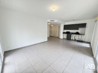  Appartement à louer 3 pièces 66 m²