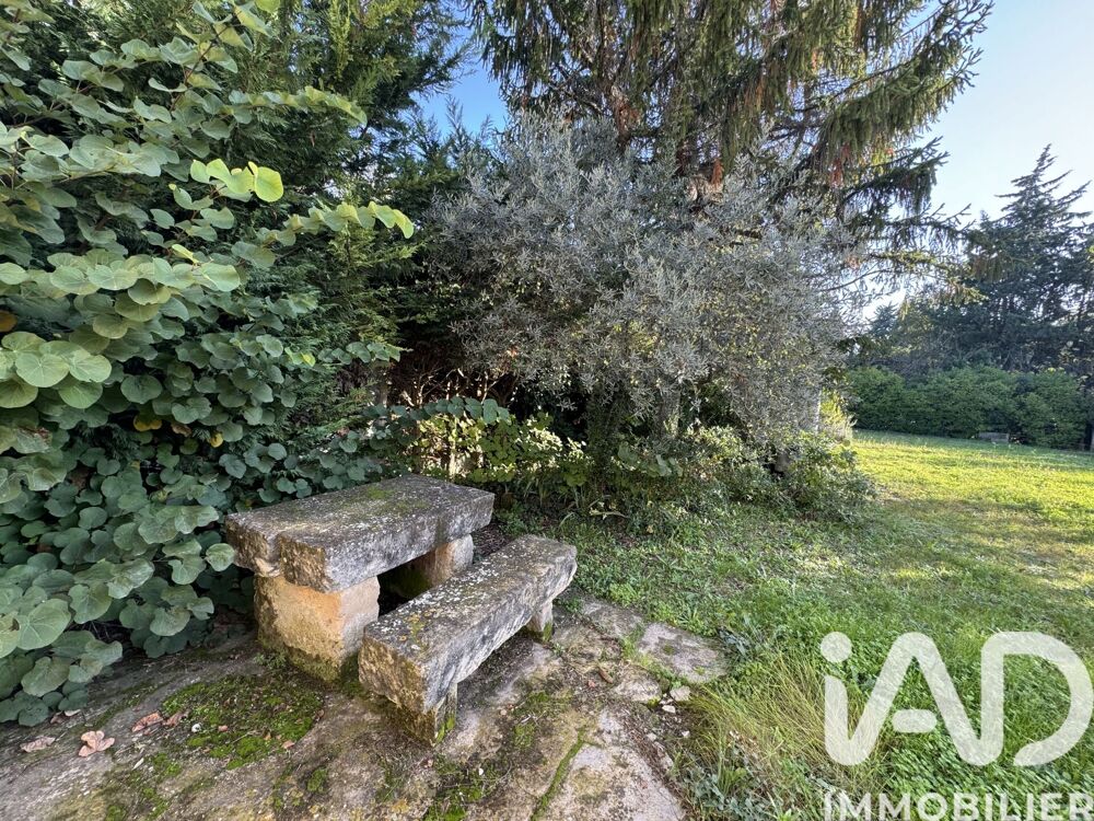à vendre  Maison Saint-Rémy-de-Provence (13210)