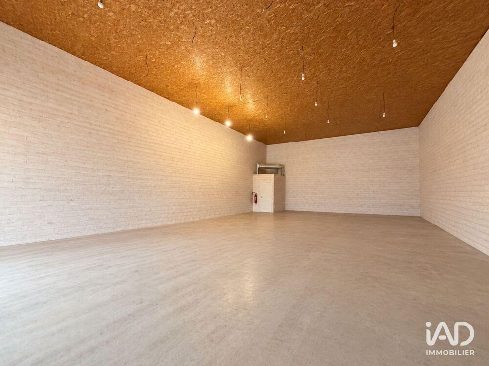   Location Local d'activités 148 m&sup2; 