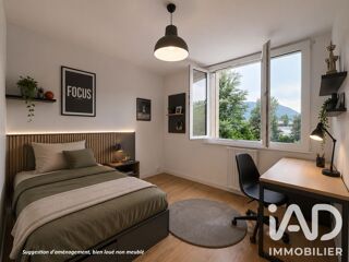  Appartement à louer 4 pièces 66 m²