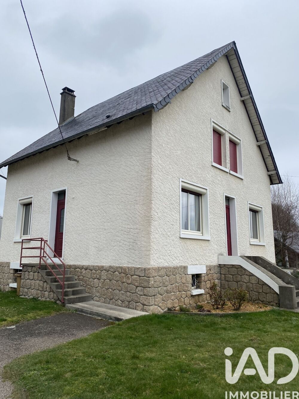 Vente Maison Vente Maison/villa 8 pièces Montaignac-sur-doustre