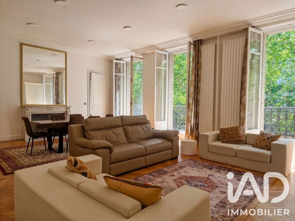 location Appartement - 6 pièce(s) - 175 m² Paris 8