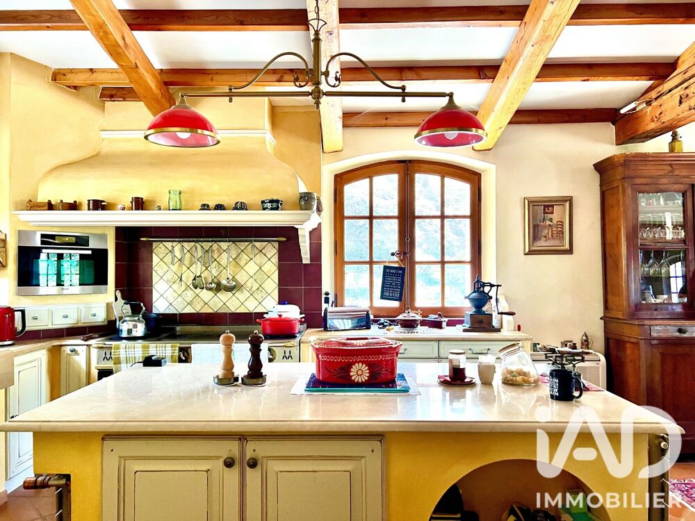 Vente Maison Vente Maison traditionnelle 5 pièces Hyères