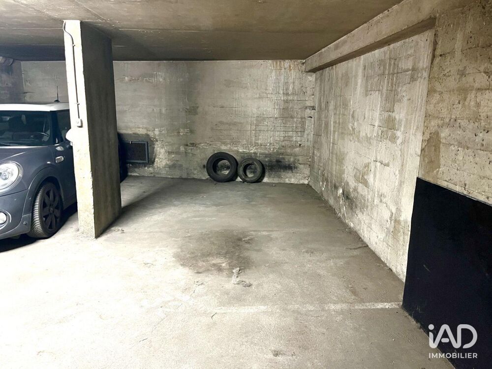 Location Parking/Garage Location Parking 10 m&sup2; Paris 7