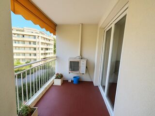  Appartement à louer 2 pièces 46 m²