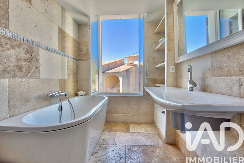 à vendre  Maison Gréoux-les-Bains (04800)