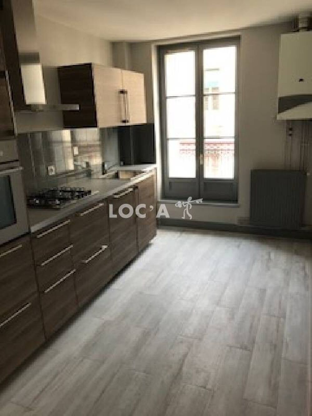 780€ cc / Mois - Spacieux appartement F2 de 65 m² traver....