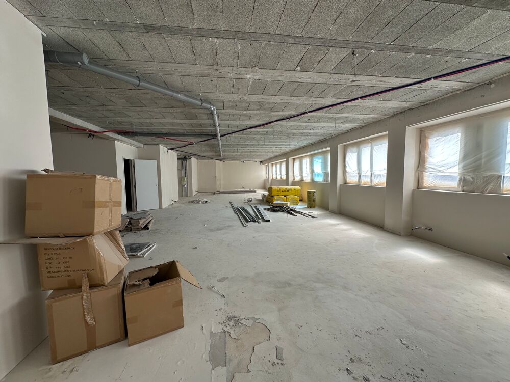  Vente - 357 m² Oyonnax (01100)