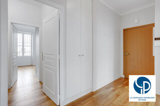  Appartement à louer 3 pièces 84 m²