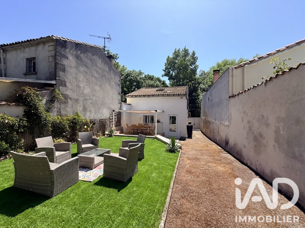 Vente Maison Vente Maison de ville 3 pièces Cognac
