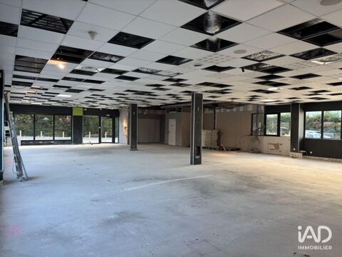   Location Local d'activités 380 m&sup2; 