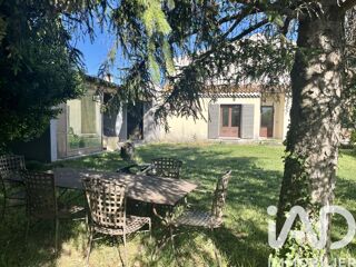  Maison à louer 6 pièces 184 m²