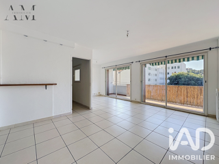  Appartement à louer 3 pièces 80 m²