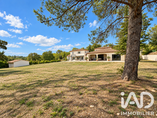  Maison à vendre 11 pièces 273 m²
