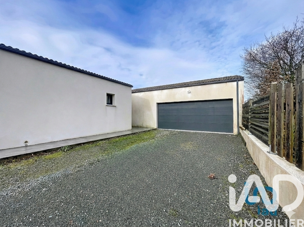 Vente Maison Vente Maison/villa 6 pièces La chapelle-bâton