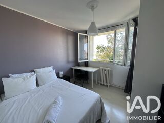  Appartement à louer 5 pièces 82 m²