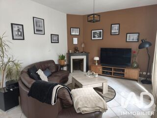  Maison à louer 6 pièces 121 m²