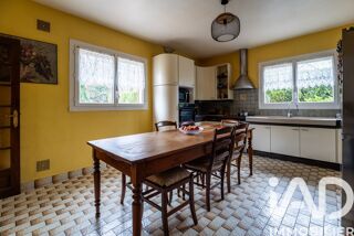  Maison à vendre 10 pièces 258 m²