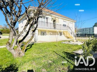  Maison à vendre 10 pièces 161 m²