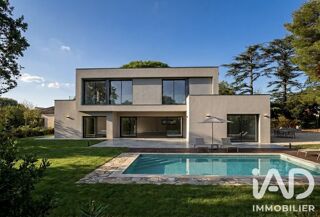  Maison à vendre 9 pièces 325 m²