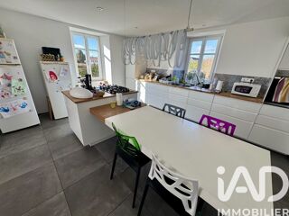  Maison � vendre 6 pi�ces 210 m�