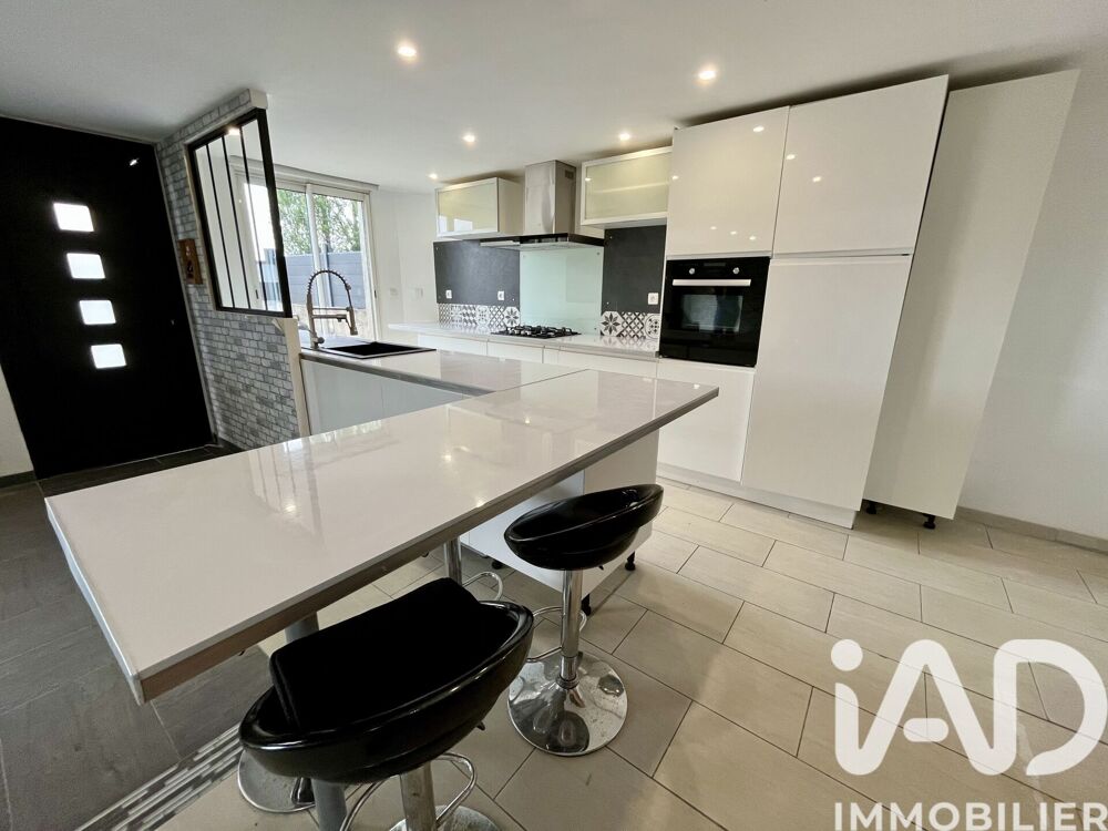 Vente Maison Vente Maison/villa 4 pièces Saint-christoly-de-blaye