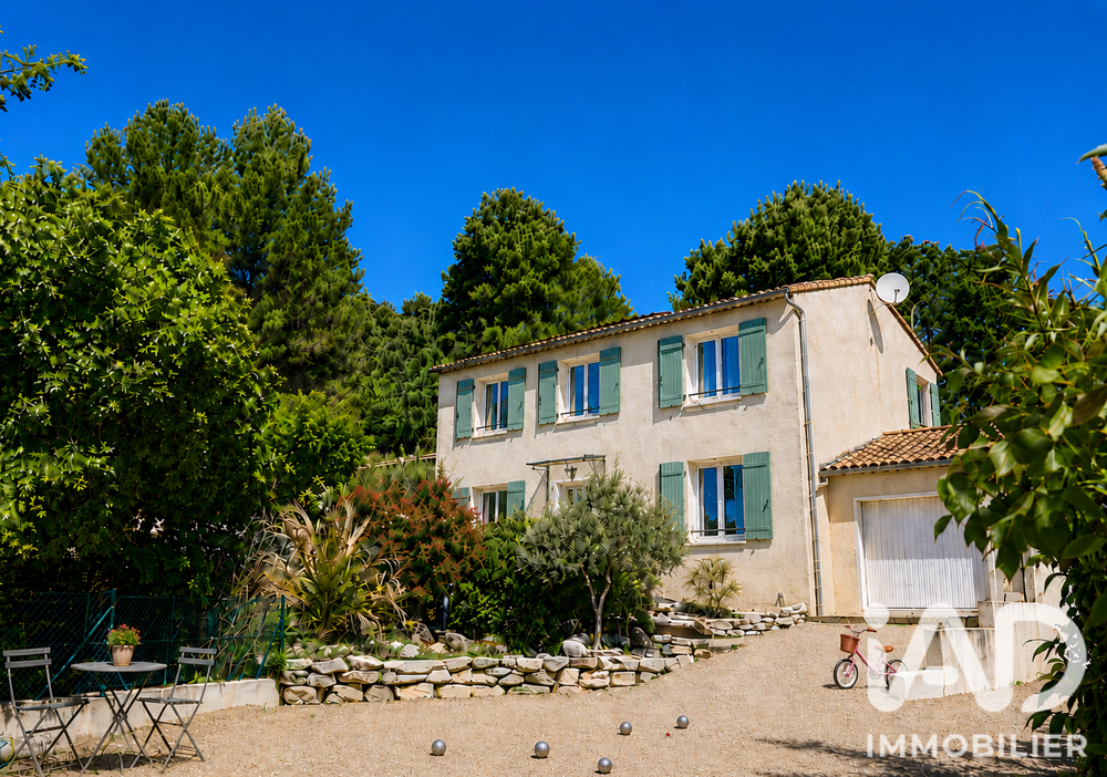 Vente Maison Vente Maison traditionnelle 6 pièces Volx