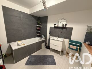  Immeuble à vendre 270 m²