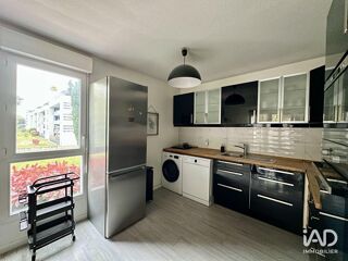 Appartement à louer 4 pièces 89 m²