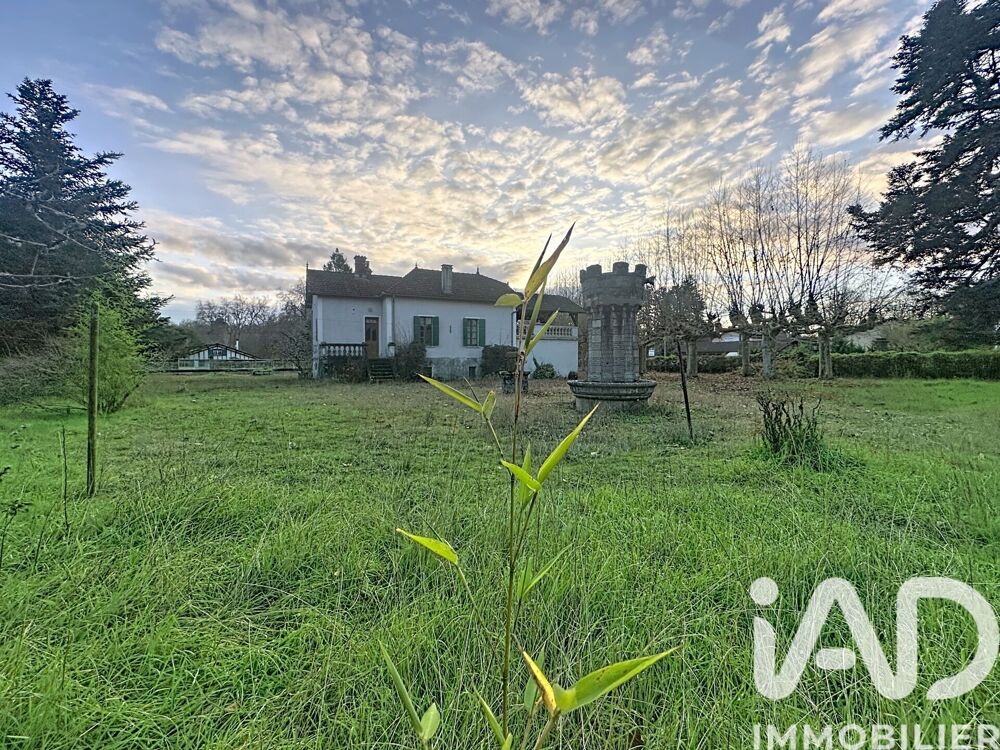 Vente Maison Vente Domaine 12 pièces Roquefort