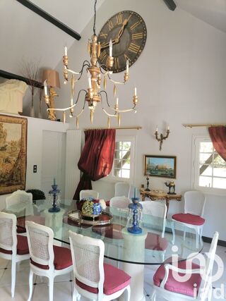  Maison à vendre 14 pièces 370 m²