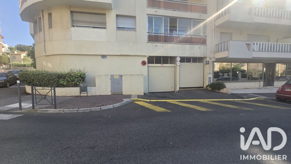 Vente Parking/Garage Vente Garage 14 m&sup2; Saint-raphaël