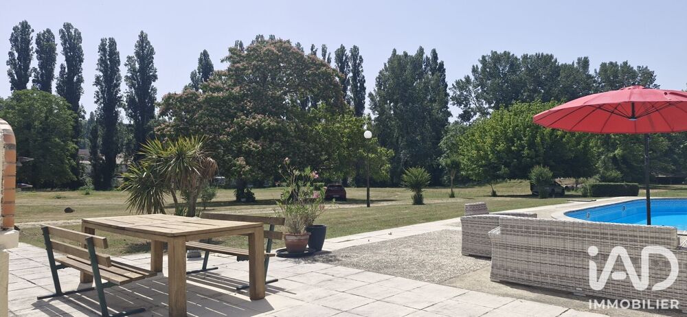 à vendre  Maison Saint-Seurin-de-Prats (24230)