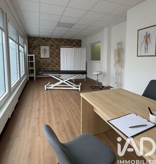  Immeuble à vendre 214 m²