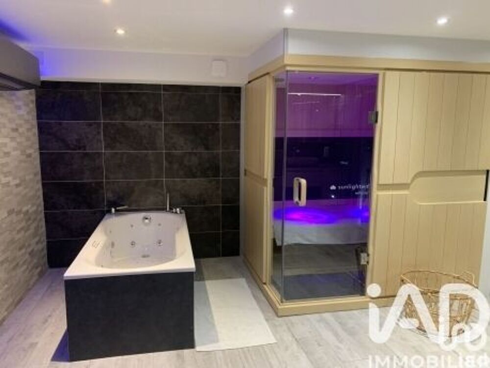à vendre  Appartement Port Grimaud (83310)