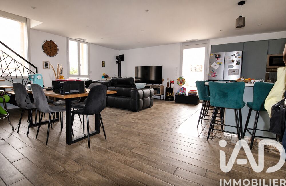 vente Maison - 11 pièce(s) - 237 m² Bages (66670)