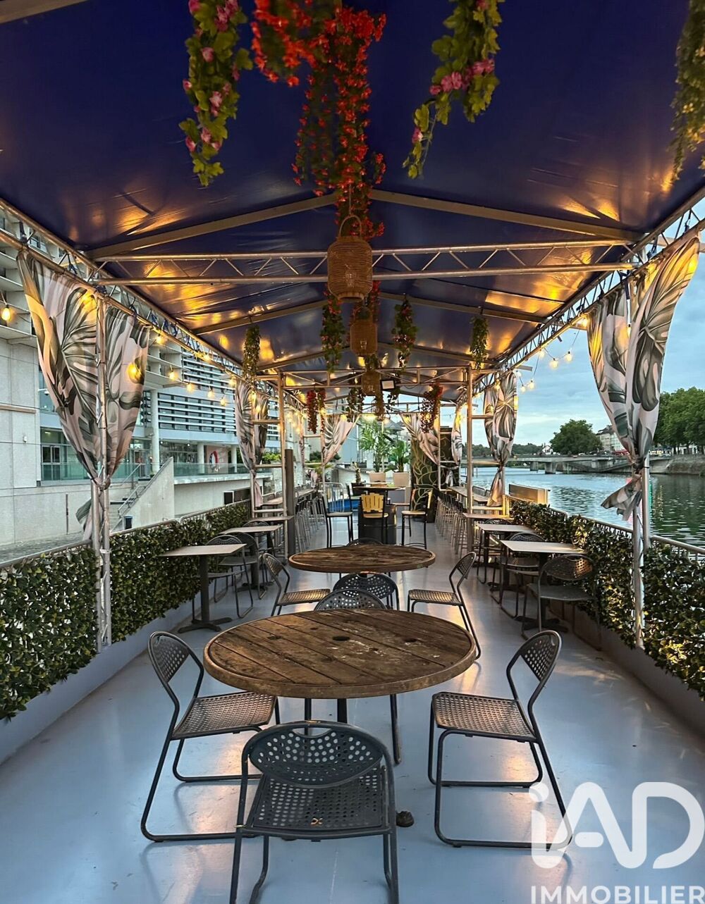 vente Péniche - 4 pièce(s) - 170 m² Melun (77000)