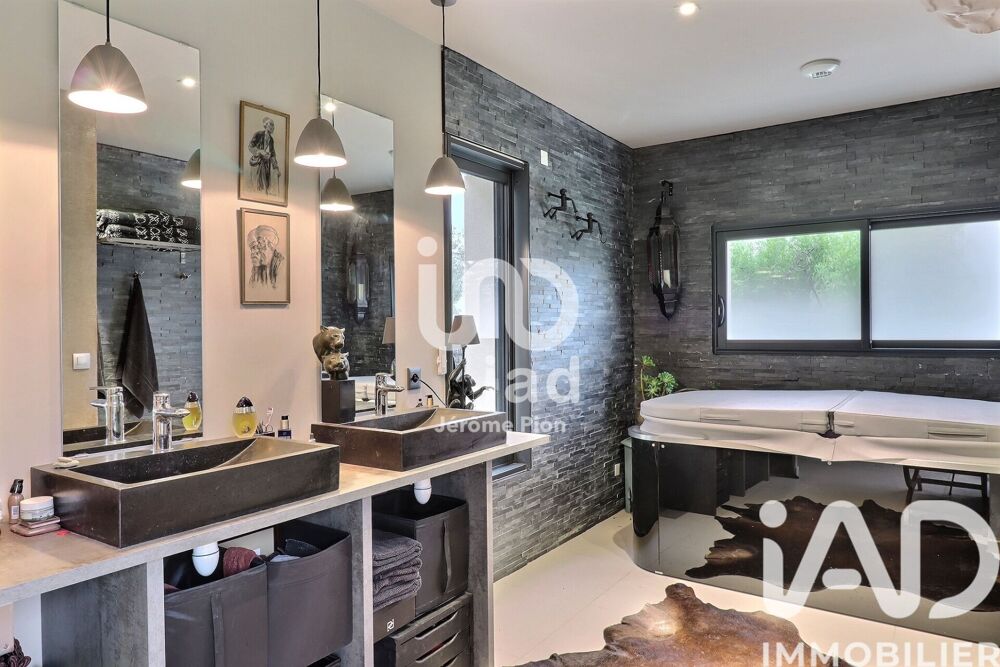 � vendre  Maison Saint-Cyr-sur-Loire (37540)