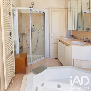 Appartement à vendre 4 pièces 151 m²