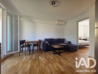  Appartement à louer 4 pièces 9 m²