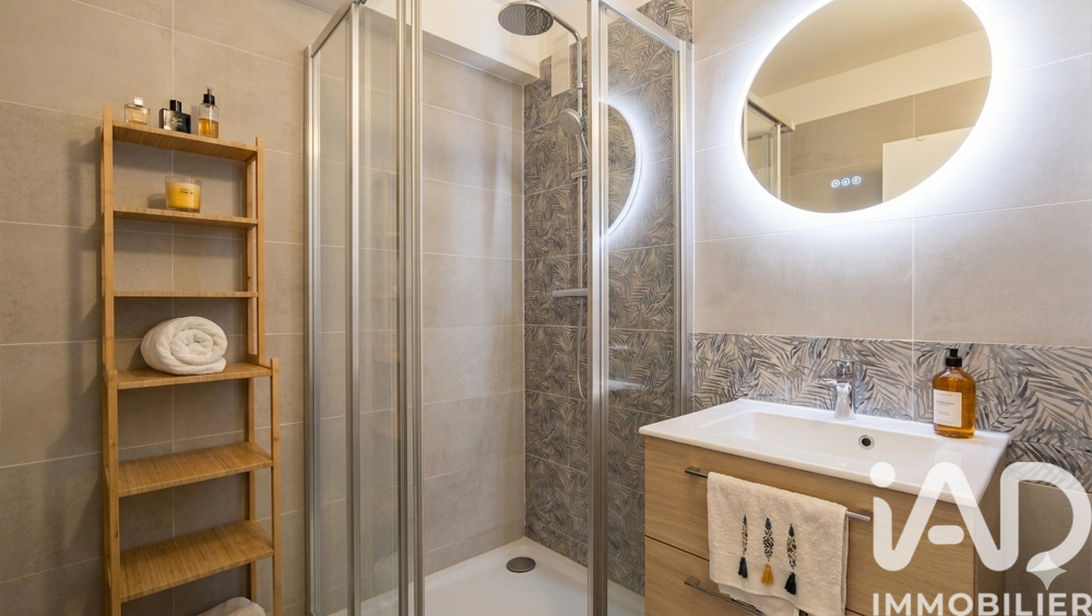 vente Appartement - 3 pièce(s) - 65 m² Nice (06300)