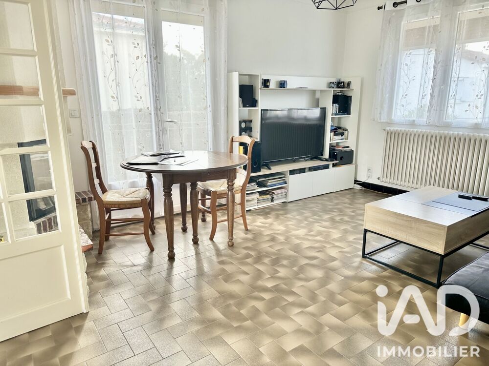 Vente Maison Vente Maison/villa 5 pièces La chaize-le-vicomte