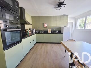  Immeuble � vendre 214 m�